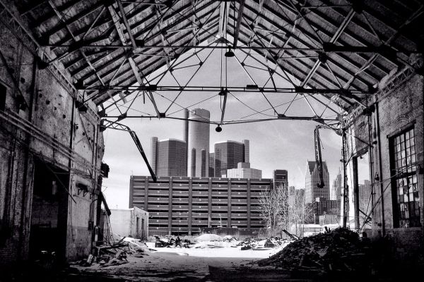 detroit regen abandoned-factory-detroit